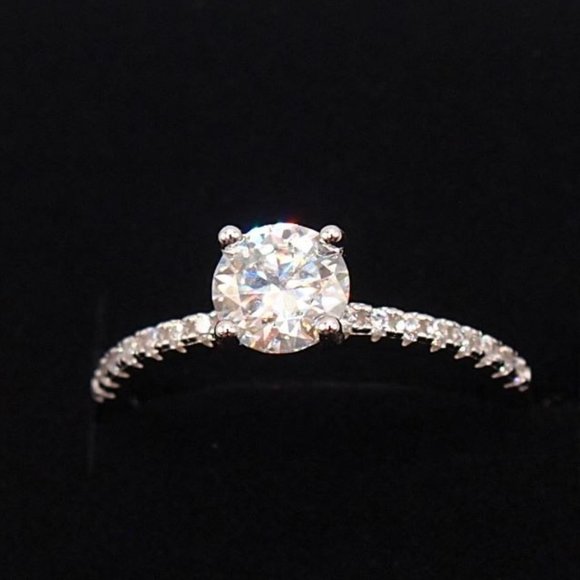 Stunning Petite GRA Certified 1.00Ctw Moissanite Diamond Ring - Picture 4 of 12